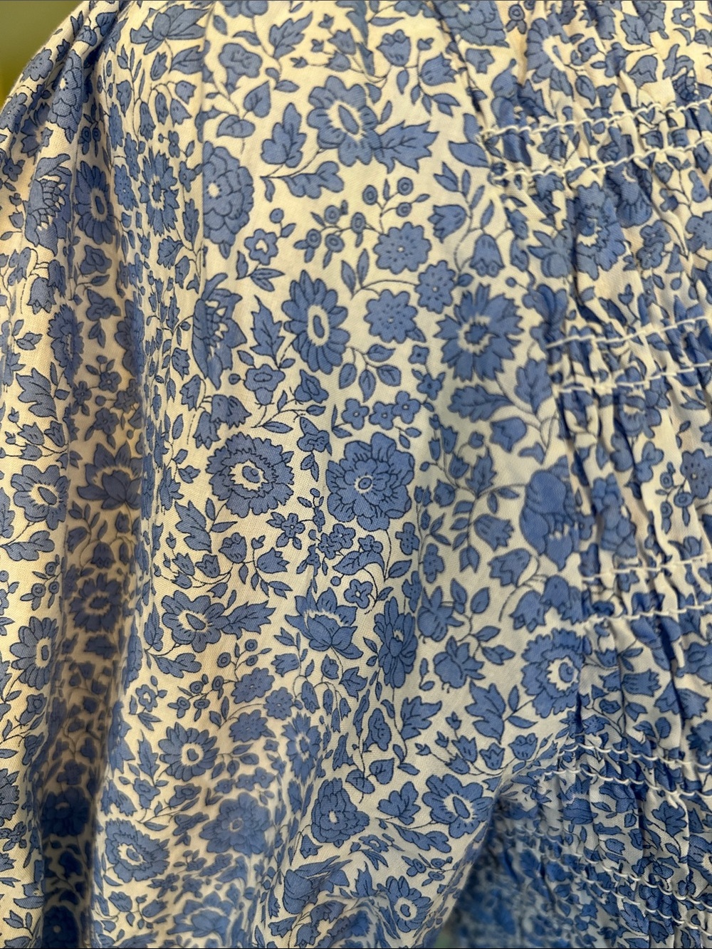 J. Crew Puff-sleeve smocked top in Liberty® D'Anjo Coast fabric Small - Picture 4 of 12